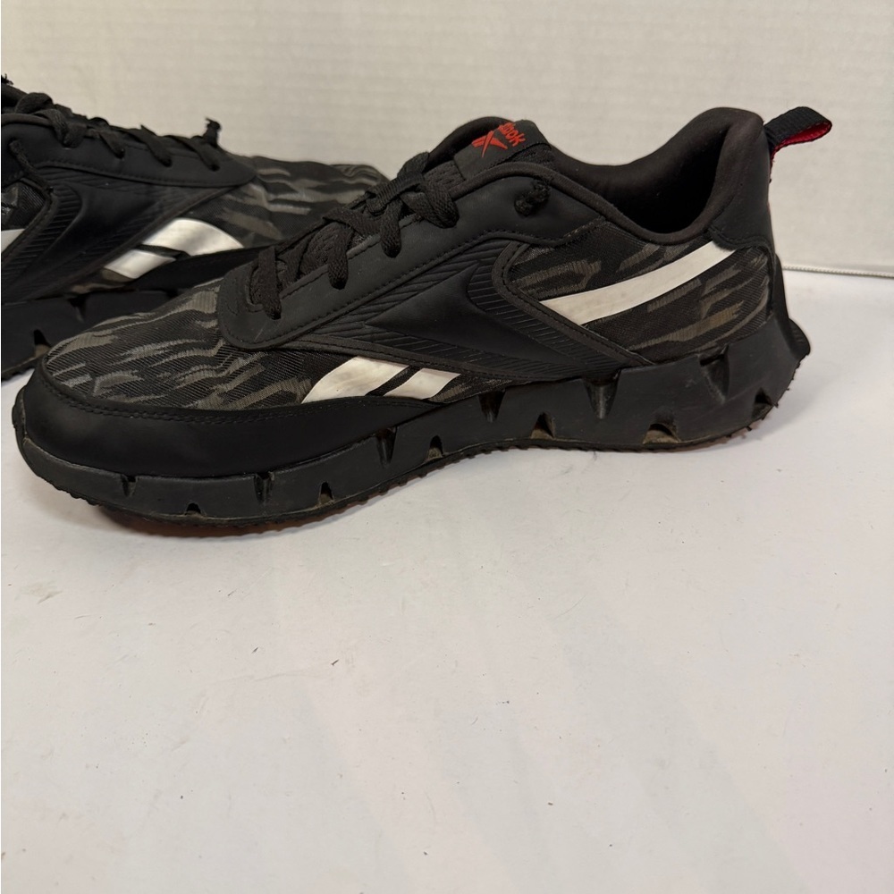 Reebok Men's Zig Dynamica Black/Red/White Camo, Running Shoes SIZE 12